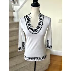 Vintage Y2K Cache White & Black Embroidered Plunge Knit Tunic